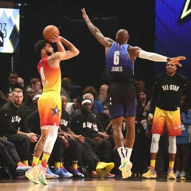 完美世界竞技平台-【观点】无聊！全明星提前遭遇七年之痒 问题出在哪？